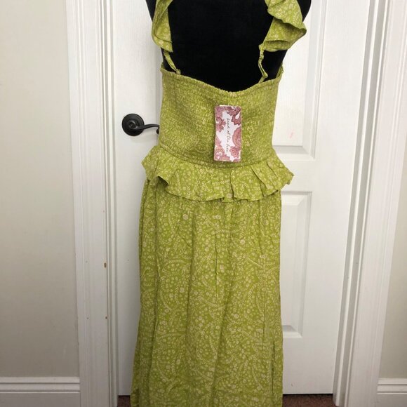 Land Of The Bee Lime Ivory Dress With Floral Pattern & Ruffle Trim Size Large - Picture 4 of 10